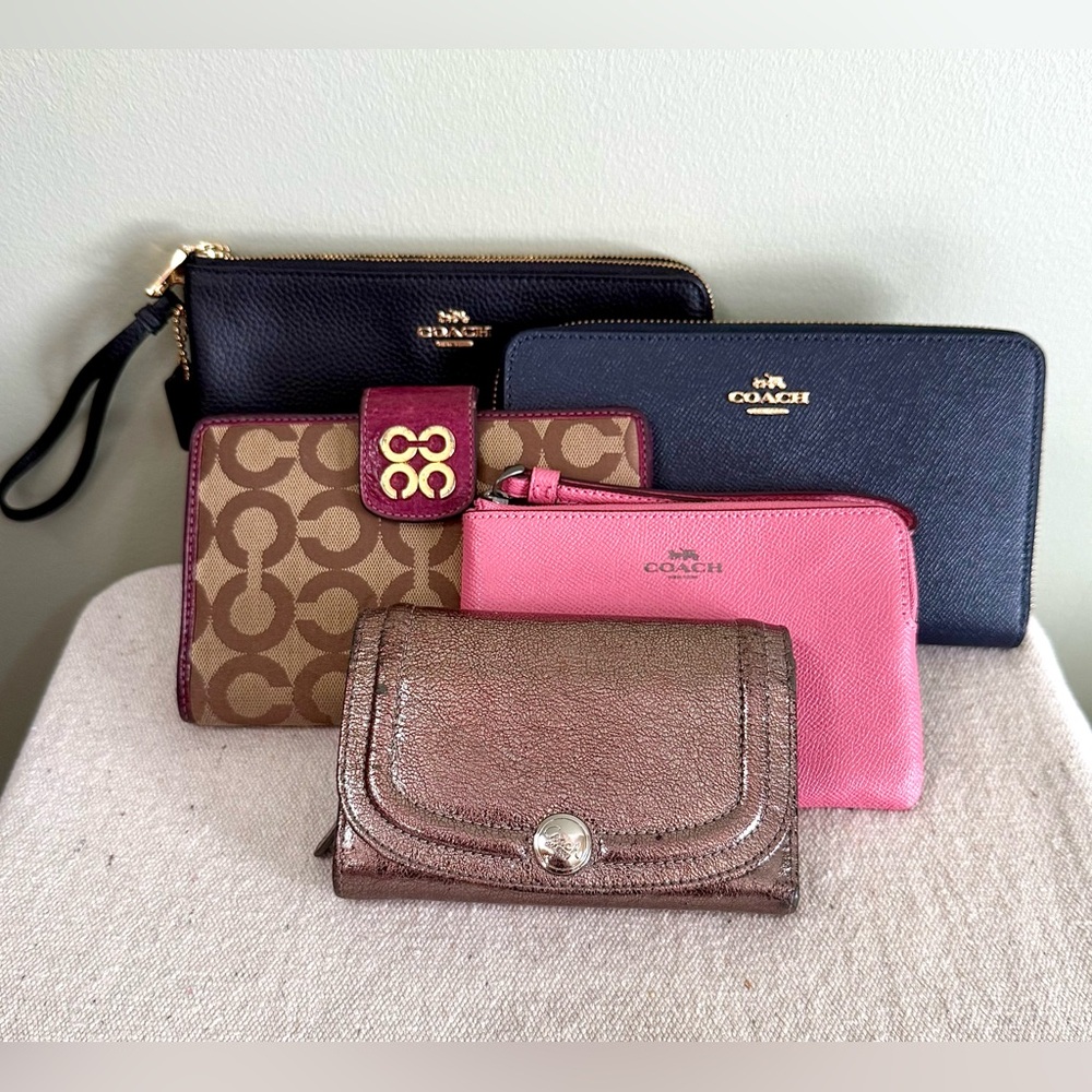 ✨ COMING SOON – Authentic Coach Wallets & Wristlets ✨
